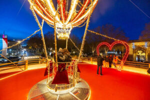 montgolfiere-royale-lumineuse-3