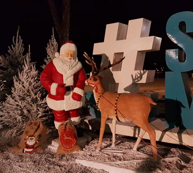 pere-noel-avec-sac-christmas