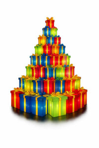 sapin-compose-de-36-cadeaux-lumineux-en-satin-3