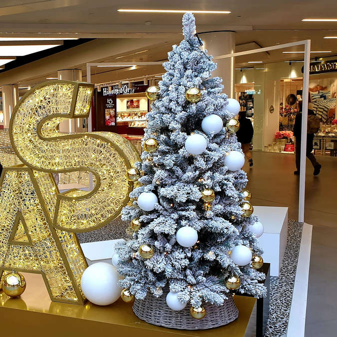 sapin-floque-blanc-synthetique-180cm-3