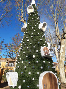 sapin-la-maison-du-pere-noel-9
