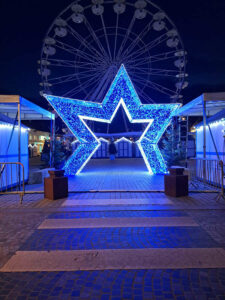 arche-etoile-lumineuse-geante-1