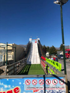 bache-pour-piste-de-luge-bouees-tapis-blanc-souffleur (20)
