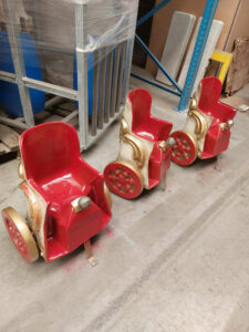 carrousel-bois-3-chevaux-avec-chaises-siege-chaine-14-places-4