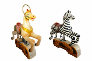carrousel-bois-9-sujets-13-places-remorque-bleue-2_1