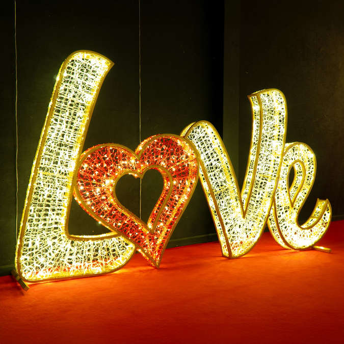 Motif Love 3D illuminé blanc chaud