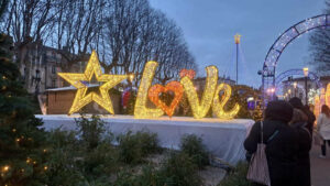 love-3d-lumineux-3