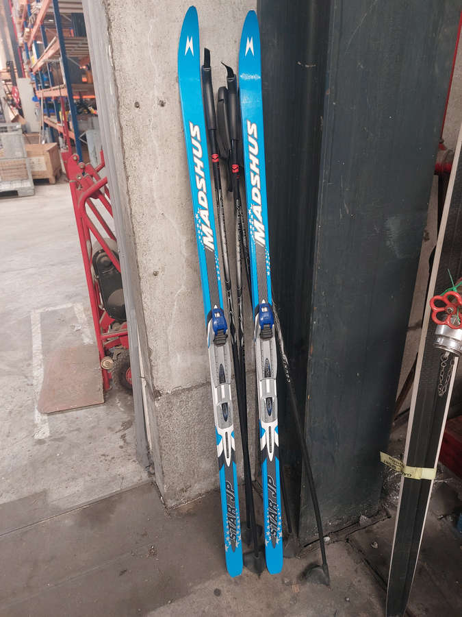 Paire de skis vintage