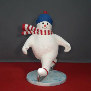 bonhomme-de-neige-a-patins-bonnet-bleu-fonce-3