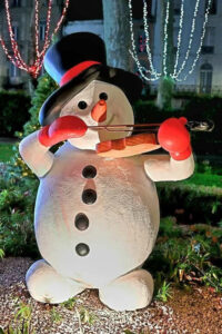 bonhomme-de-neige-avec-violon-1