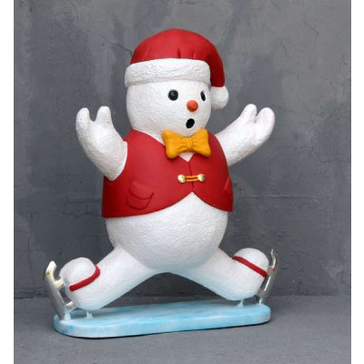 bonhomme-de-neige-sur-patins-qui-saute
