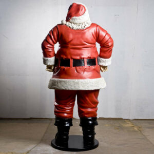 pere-noel-2-mains-sur-hanches-2