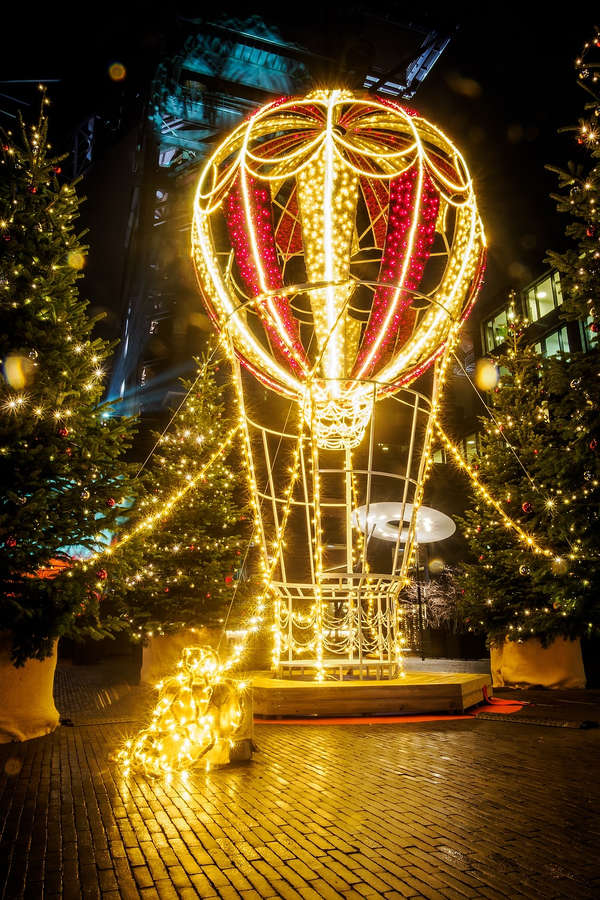 Montgolfière lumineuse de 8m