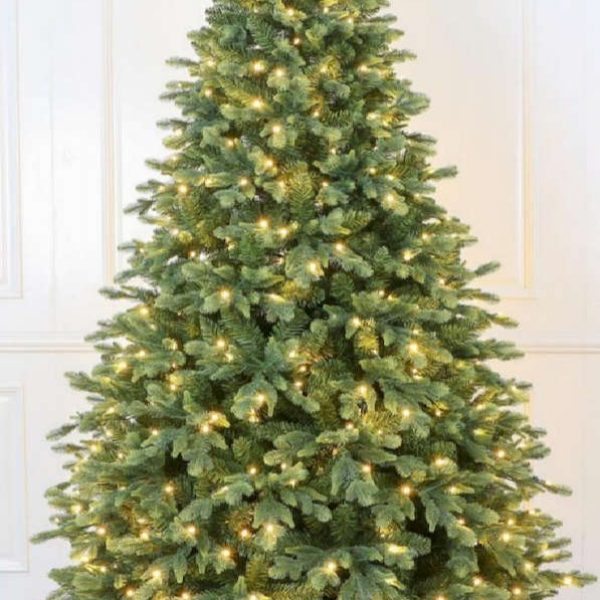 sapin-vert-300cm-indoor-1