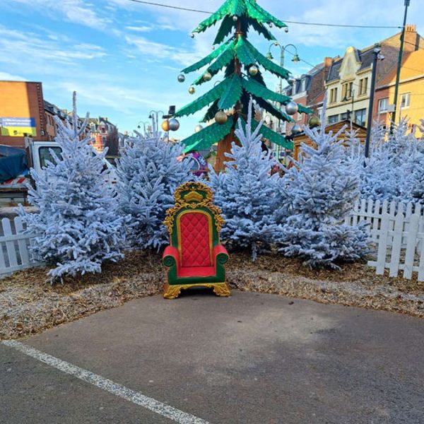 trone-du-pere-noel-vert-rouge-et-or-2